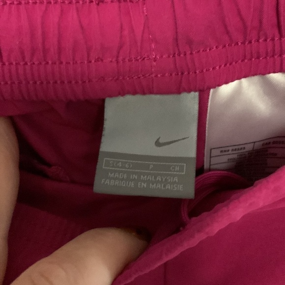 Nike‎ Athletic Track Pant with Side Stripe - Picture 2 of 4